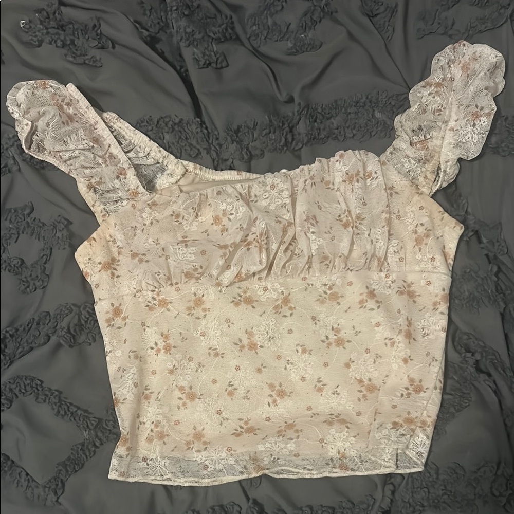 Floral Lace Ruffle Top - Cream